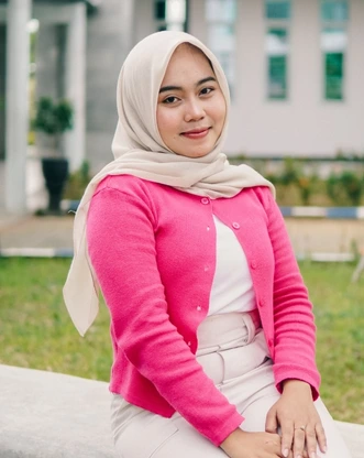 Helmiah Maulidiyah