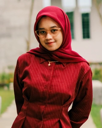 Zahra Aniqotul M